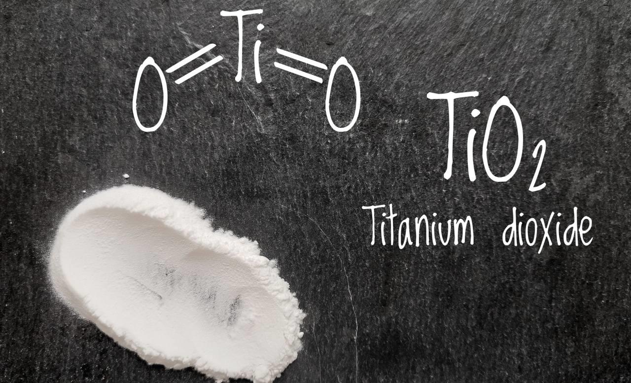 China TiO₂ Prices Surge on Sulphur Costs, Middle East Tensions